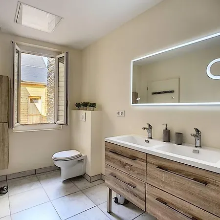 L'abbat-jour L'emeraude • Plein Sud • Thermes Apartman