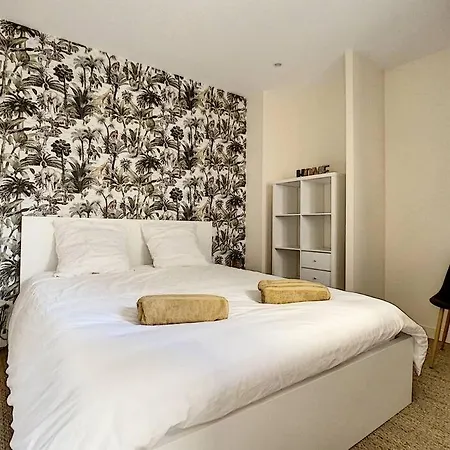 L'abbat-jour L'emeraude • Plein Sud • Thermes Apartment *