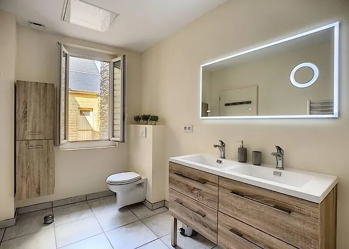 L'abbat-jour L'emeraude • Plein Sud • Thermes Διαμέρισμα