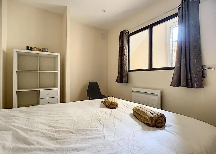 L'abbat-jour L'emeraude • Plein Sud • Thermes *